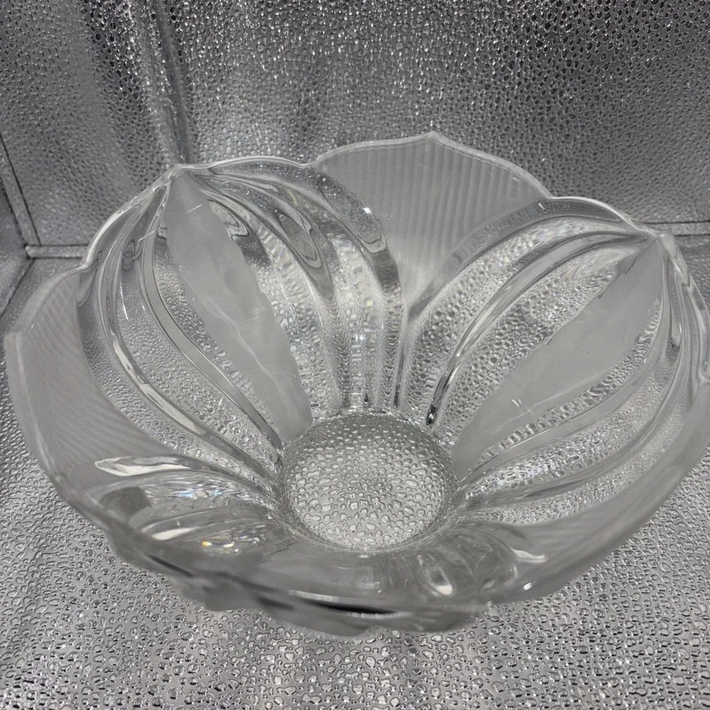 VTG Imperlux Lead Crystal Cut Bowl Dogwood‎ Pattern Frosted Clear Fruit Punch
